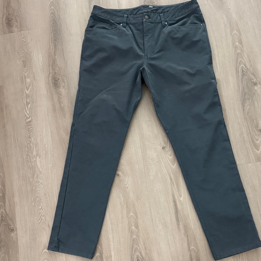 lululemon athletica Men's Deep Teal Straight-Leg Chinos